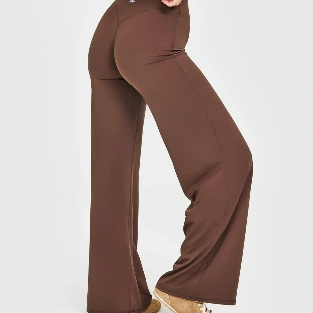 Oner Active Soft Motion Straight Leg + Cotton Tee Brown Set - Picture 4 of 10